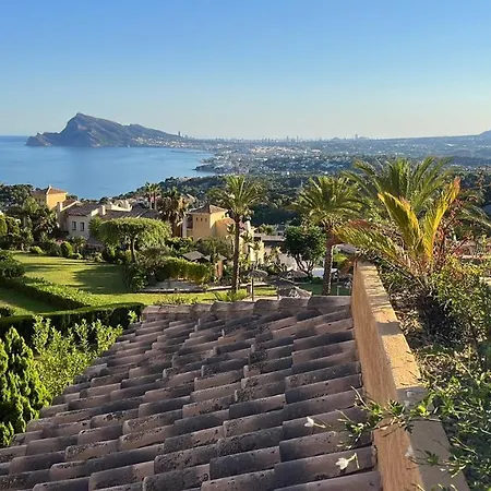 Apartment Stunning Penthouse With Sea View In Altea Hills *