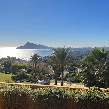 Apartment Stunning Penthouse With Sea View In Altea Hills *